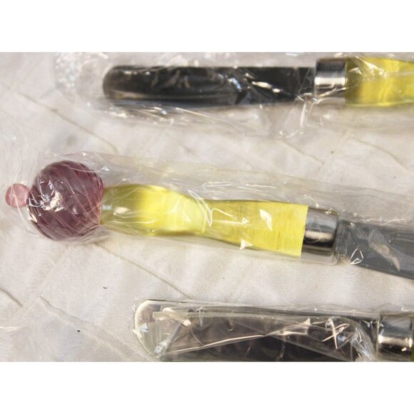 Southern Living 4 Pc Tango Spreader Knives Clear Handles Stainless Summer 40873 - Picture 5 of 7